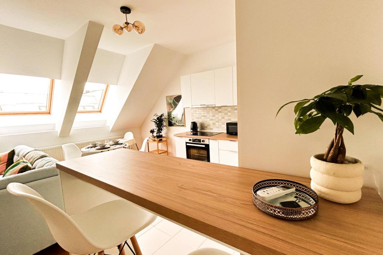 Downtown C22 Apartment บูคาเรสต์ ภายนอก รูปภาพ
