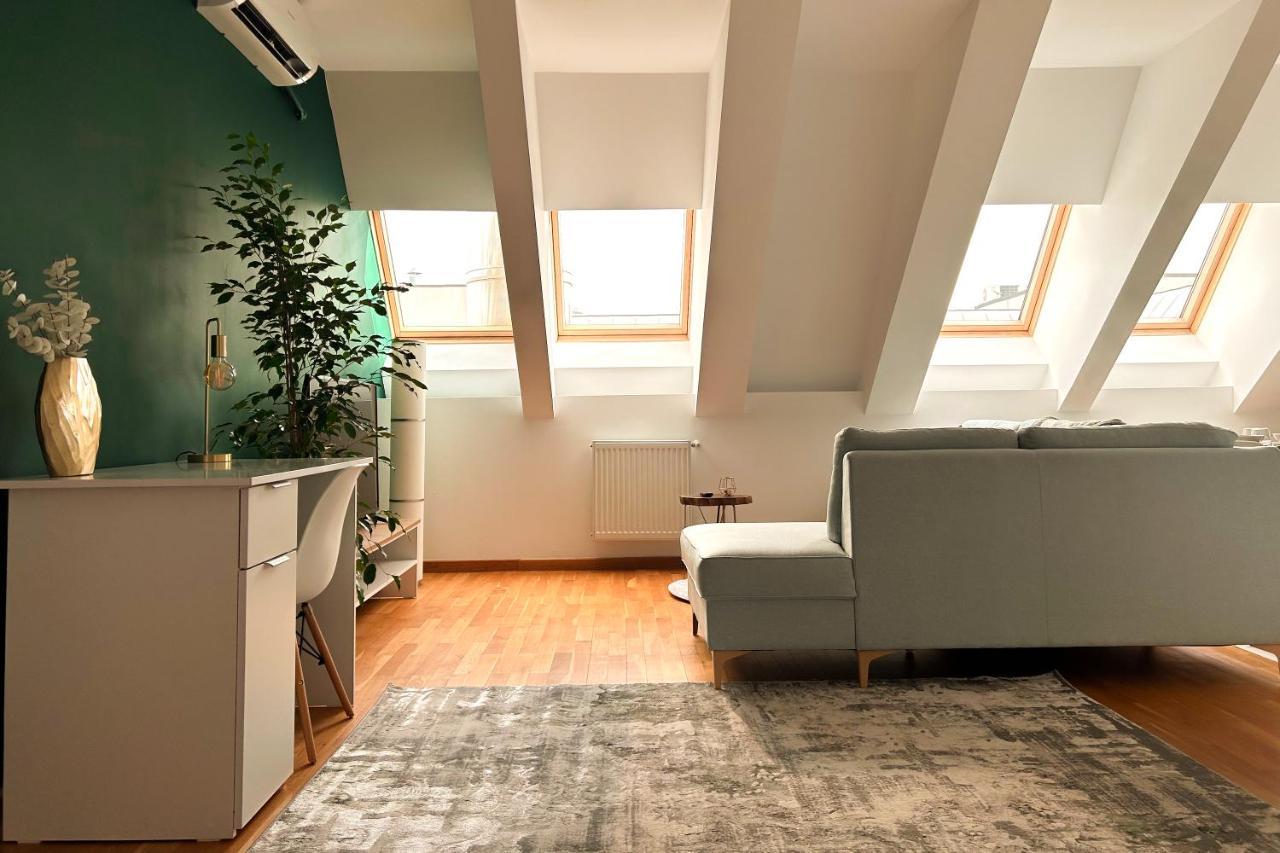 Downtown C22 Apartment บูคาเรสต์ ภายนอก รูปภาพ