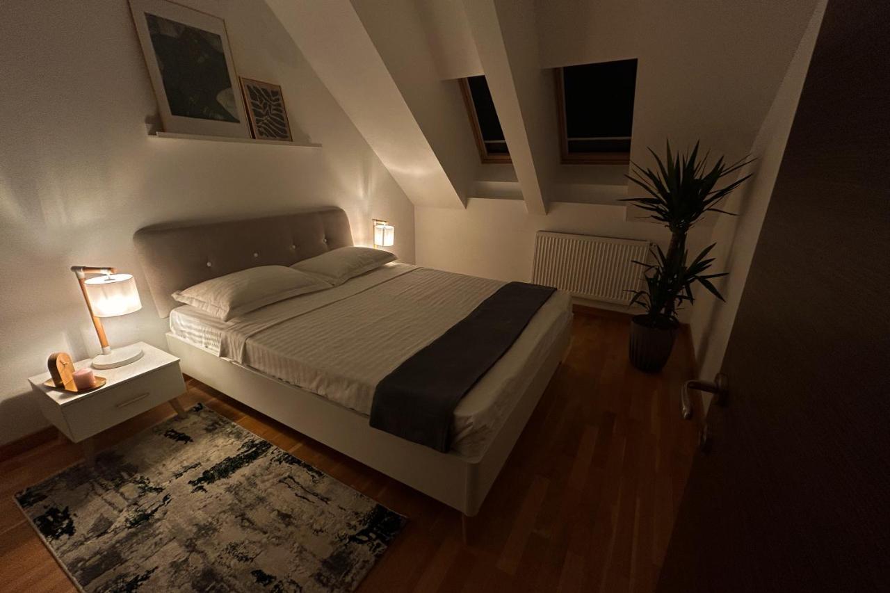 Downtown C22 Apartment บูคาเรสต์ ภายนอก รูปภาพ